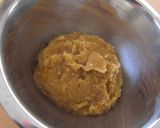 A picture of step 2 of Chicken Curry.