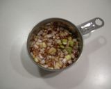 A picture of step 2 of Sweet Vinegar Chicken Saute.