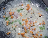 ஸ்பெஷல் ஆனியன் கேரட் ரவா தோசை(rava dosai recipe in tamil) ரெசிபி ஸ்டேப் 3 புகைப்படம்