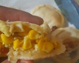 Foto del paso 12 de la receta: Empanaditas de choclo con pollo, salsa blanca y queso