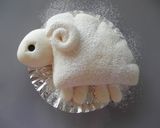 A picture of step 9 of Fluffy Sheep Cream Bread.