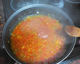 Foto del paso 3 de la receta: Arroz amarillo con calamares