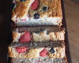 Foto del paso 5 de la receta: Budín de frutillas y arándanos