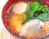A picture of step 4 of Ozoni (Mochi Soup).