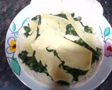 Foto del paso 3 de la receta Quesadilla de espinacas, cebolla y queso