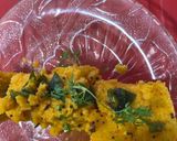 A picture of step 4 of Khaman Dhokla.
