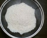 A picture of step 1 of Chestnut Rice (With Glutinous Mochi Rice).