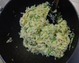 Foto langkah ke 2 dari resep Risoles rogut sayur ekonomis tanpa susu dan telur.