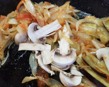 Foto del paso 5 de la receta: Dorada con guarnición de salicornia y verduras