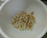 A picture of step 2 of A Highly Nourishing Salad! Carrot and Chikuwa Tossed in Sesame-Mayo.