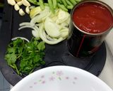A picture of step 1 of Green Bean In Tomato Sauce.