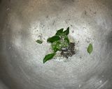 A picture of step 2 of Capsicum Pulao.
