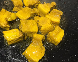 Foto del paso 2 de la receta: Arroz en paella de costillas con alcachofas y habitas