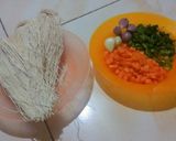 Foto langkah ke 1 dari resep Misoa Goreng.