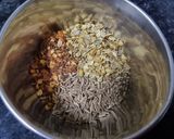 A picture of step 2 of Spiced paneer.