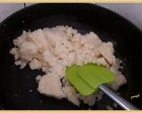 A picture of step 2 of Semolina Gulab Jamun.