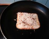 A picture of step 3 of Cheese garlic bread.