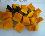 A picture of step 1 of Simmered Chicken Soboro and Kabocha Squash.