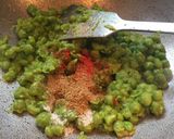 A picture of step 2 of Green Peas Poori.