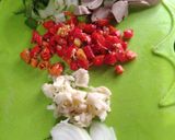 Foto langkah ke 2 dari resep Tumis pare xtra pedas.