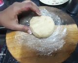 ચિઝી પીઝા (Cheesy Pizza Recipe In Gujarati) રેસીપી સ્ટેપ3ફોટો