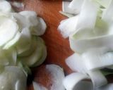 A picture of step 4 of Sig's Courgette Salad with Dolcelatte.