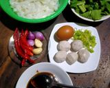 Foto langkah ke 1 dari resep Kwetiau Goreng Pedas.
