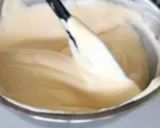 A picture of step 3 of Pork Floss Sponge Cakes.