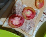 Foto langkah ke 3 dari resep Sandwich Tongkol Mayonaise.