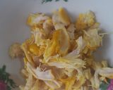 Foto langkah ke 2 dari resep Mie goreng sosis ayam.