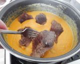 Vadas marhaszelet burgonyagombóccal recept fázis 6 fotója