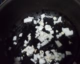 Foto del paso 4 de la receta: Espinacas y acelgas con papas frita acompañado con mote de maíz