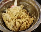 A picture of step 5 of Cocolate Chip Kit Kat Cookies.