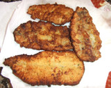 Foto del paso 4 de la receta: Bacaladillas rebozadas, tortillita y ensalada, apto para celíacos