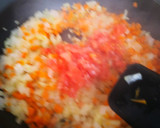 Foto del paso 3 de la receta: Berenjenas rellenas de verduras y dátiles con sobrasada