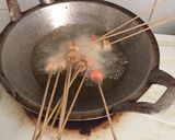 Foto langkah ke 3 dari resep Telur gulung sosis.