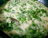 A picture of step 3 of Paneer Methi Matar Malai.
