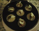 A picture of step 6 of Mini egg muffins.