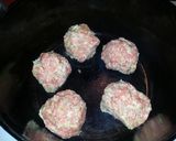 A picture of step 4 of Mandy ' s Meatballs.
