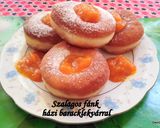 Szalagos fánk, házi baracklekvárral recept fázis 5 fotója