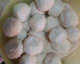 Foto langkah ke 3 dari resep Onde onde isi coklat.