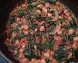 A picture of step 3 of Chickpeas with Spinach/Revithia me Spanaki.