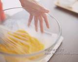 Christmas Strawberry and White Chocolate Mousse CakeRecipe video recipe step 3 photo