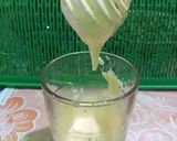 A picture of step 2 of Teh Talua (Egg Tea).