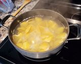 A picture of step 3 of Stuffed Enchilada Shells.