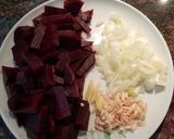 Hình bước làm 1 của món Soup Củ Dền - Beetroot Soup