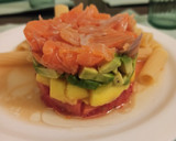 Foto del paso 4 de la receta: Tartar de tomate, mango, aguacate y salmón