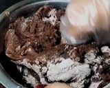 Foto langkah ke 4 dari resep Double Choco Nut Cookies.