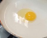 A picture of step 1 of Poached Egg (Oil Free Egg).