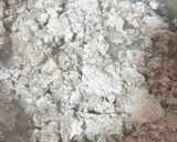 A picture of step 2 of Bajra roti.